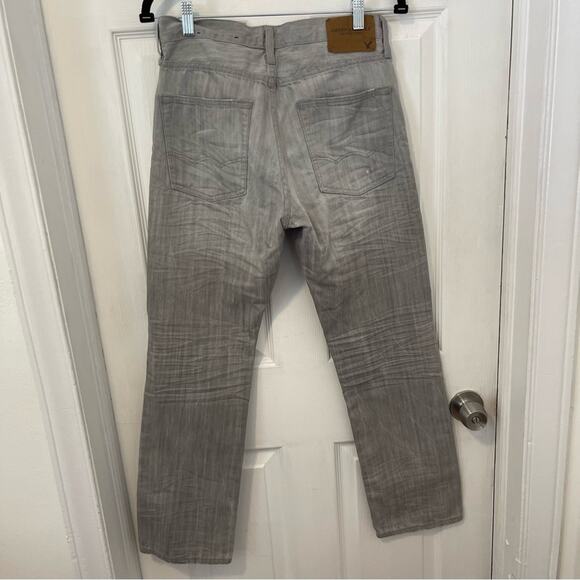American Eagle Outfitters Jeans
Gray
Size 29
Length 30 - Picture 3 of 6